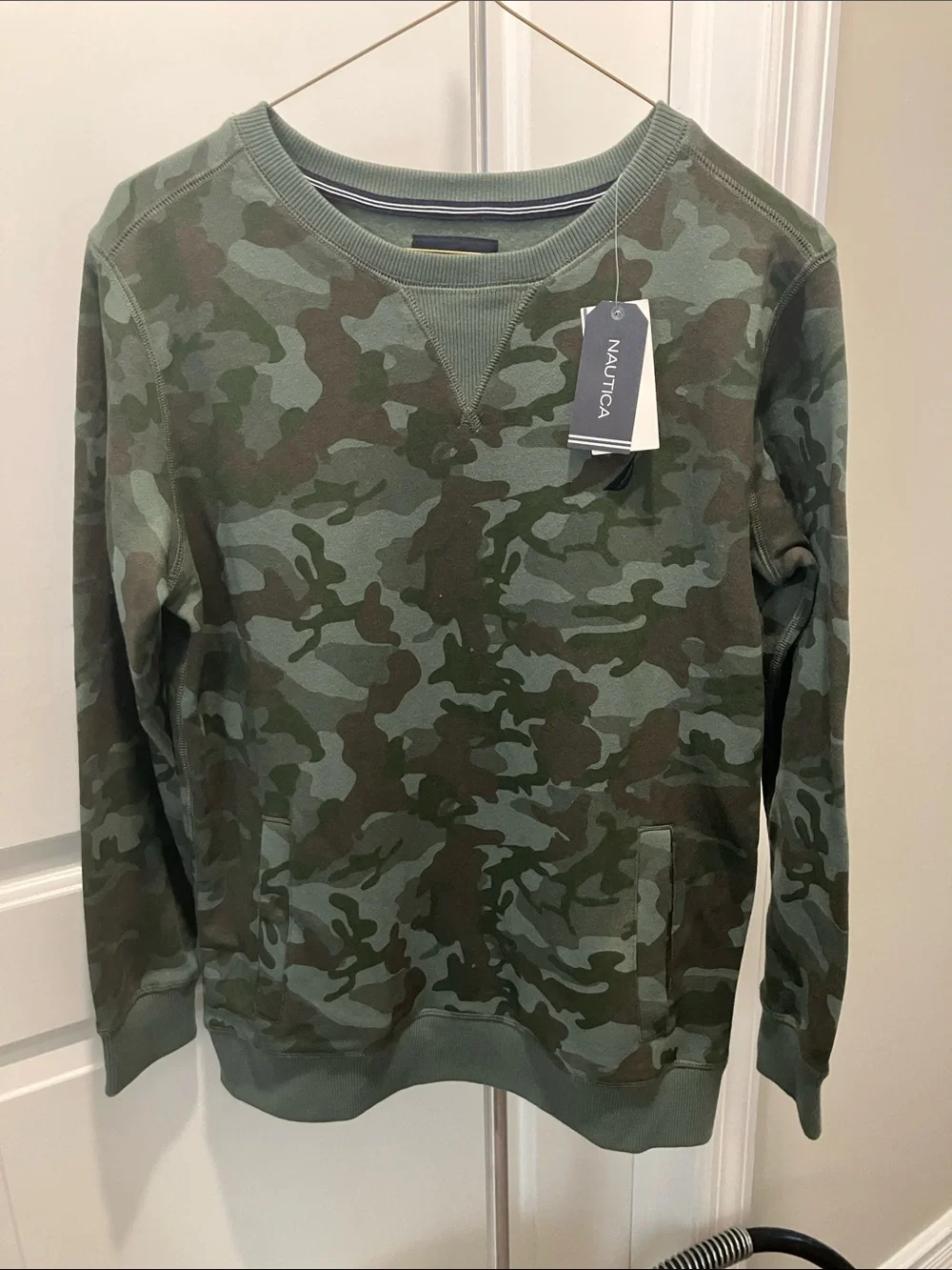 Nautica kid’s Green Camo Crewneck Sweater Size Large 14 / 16